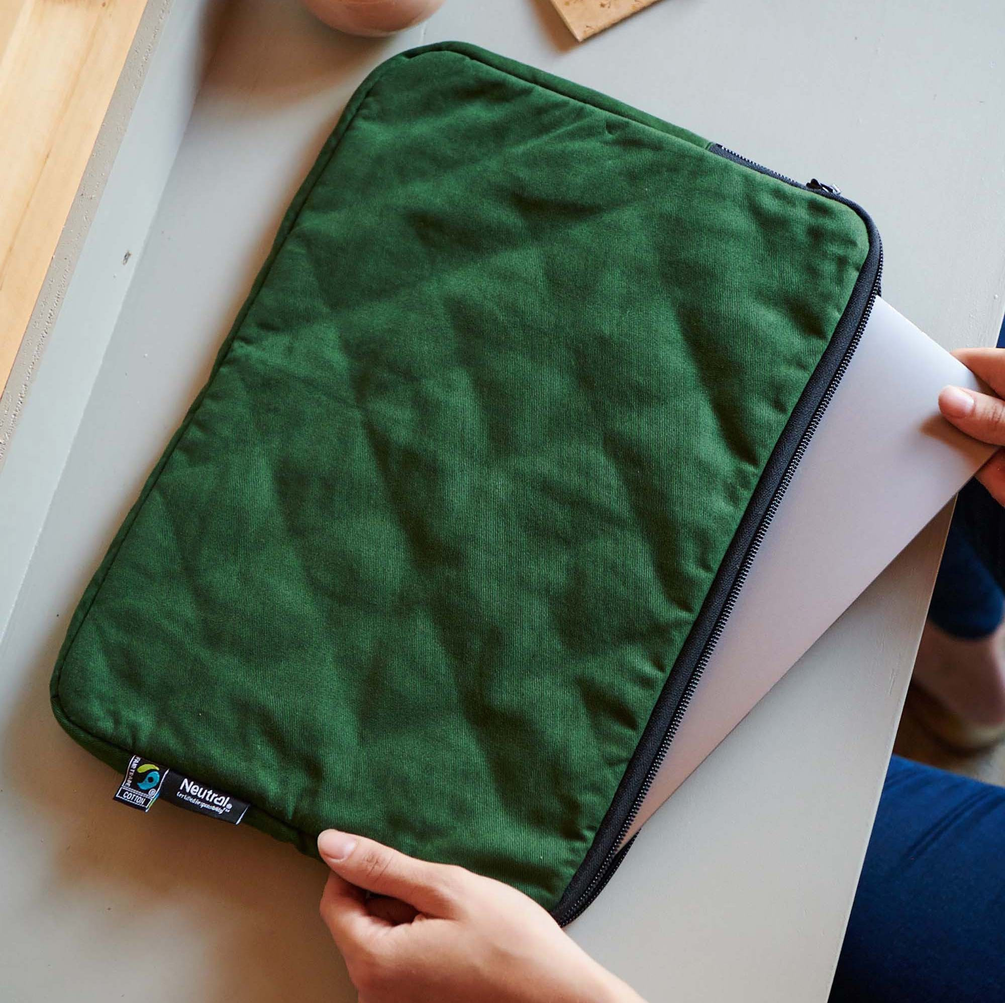 LAPTOP BAG