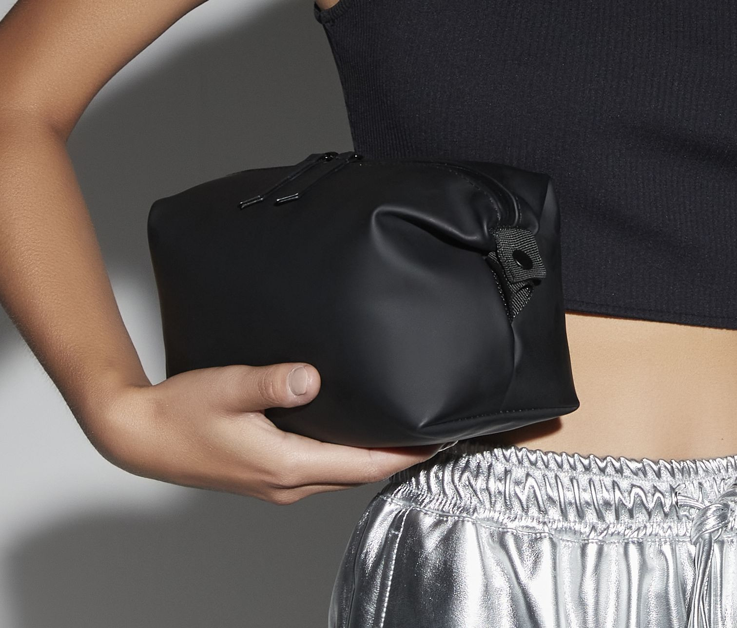 MATTE PU ACCESSORY POUCH